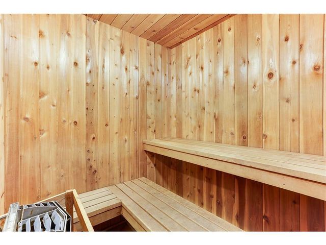 4300 Trenton Lane N 2214, Plymouth, MN 55442