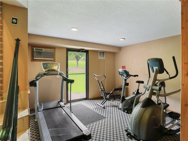 4300 Trenton Lane N 2214, Plymouth, MN 55442