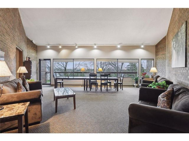 4300 Trenton Lane N 2214, Plymouth, MN 55442