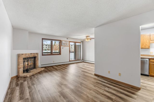 4300 Trenton Lane N 2214, Plymouth, MN 55442