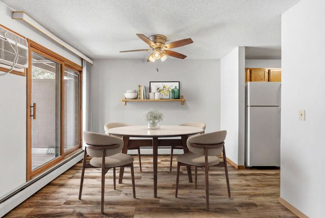 4300 Trenton Lane N 2214, Plymouth, MN 55442