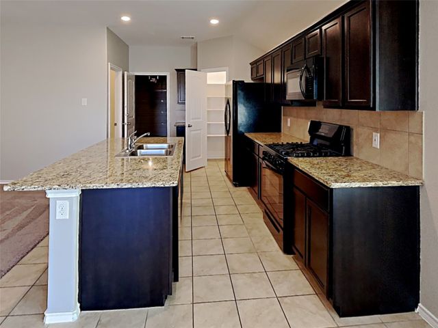 7948 Mosspark Lane, Fort Worth, TX 76123