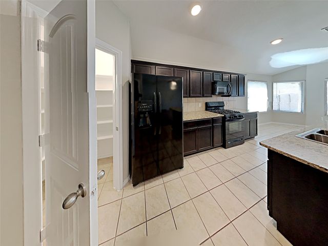 7948 Mosspark Lane, Fort Worth, TX 76123