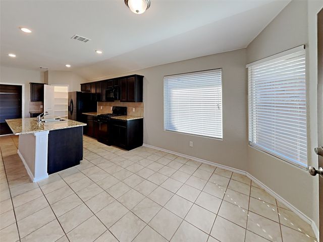 7948 Mosspark Lane, Fort Worth, TX 76123