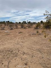 0 Sequoia, Hesperia, CA 92345