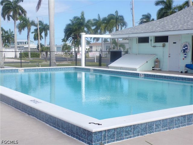 128 Cortez WAY, Fort Myers Beach, FL 33931