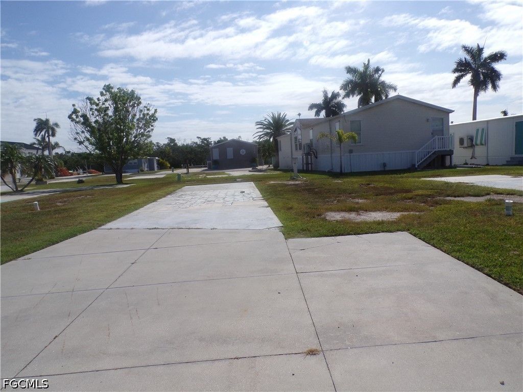 128 Cortez WAY, Fort Myers Beach, FL 33931