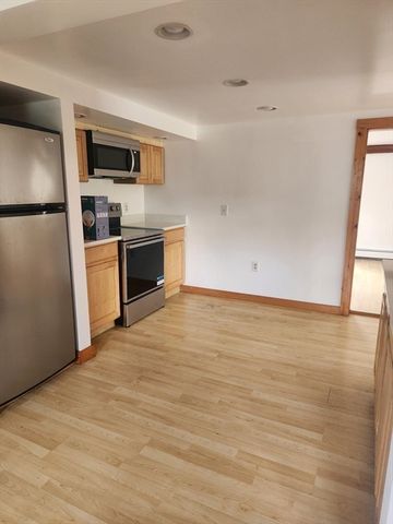 92 Main Street 1, Hopkinton, MA 01748