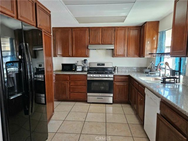 12996 Pacoima, Victorville, CA 92392