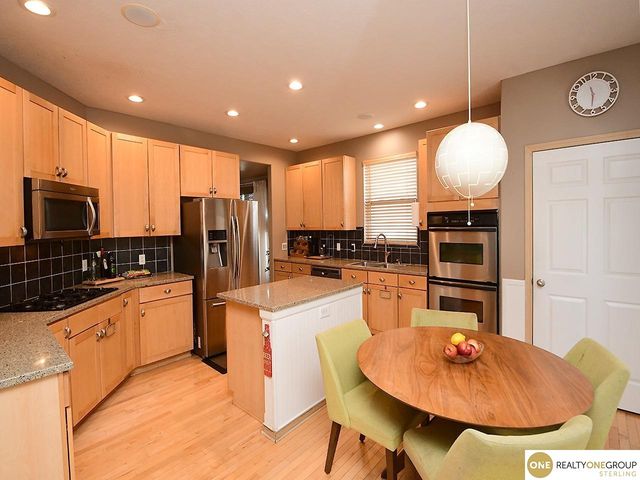 2908 N 169 Street, Omaha, NE 68116