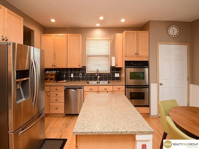 2908 N 169 Street, Omaha, NE 68116