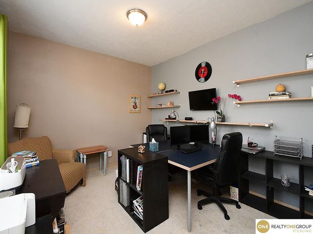 2908 N 169 Street, Omaha, NE 68116