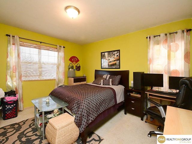 2908 N 169 Street, Omaha, NE 68116