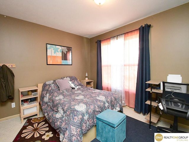 2908 N 169 Street, Omaha, NE 68116