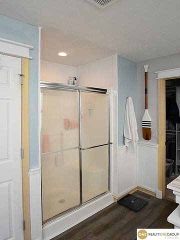 2908 N 169 Street, Omaha, NE 68116