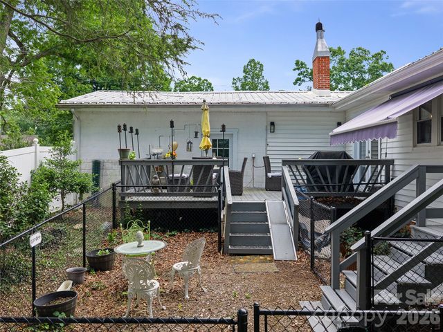 44 Hemlock Avenue, Spruce Pine, NC 28777
