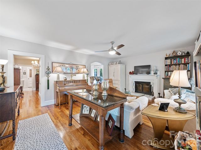 44 Hemlock Avenue, Spruce Pine, NC 28777