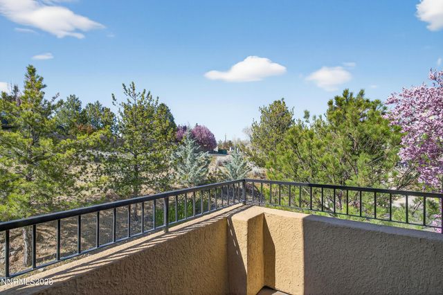 17000 Wedge Parkway UNIT 425, Reno, NV 89511