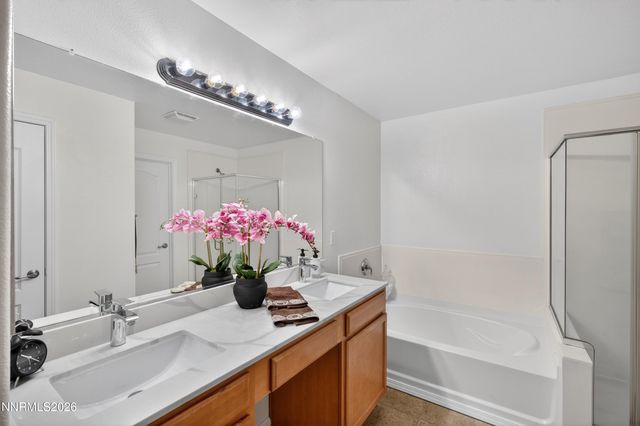 17000 Wedge Parkway UNIT 425, Reno, NV 89511