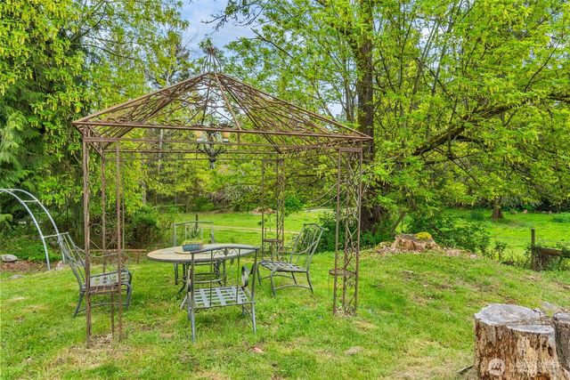 35308 16th Avenue Ct S, Roy, WA 98580