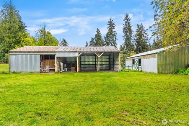 35308 16th Avenue Ct S, Roy, WA 98580