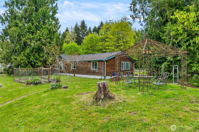 35308 16th Avenue Ct S, Roy, WA 98580