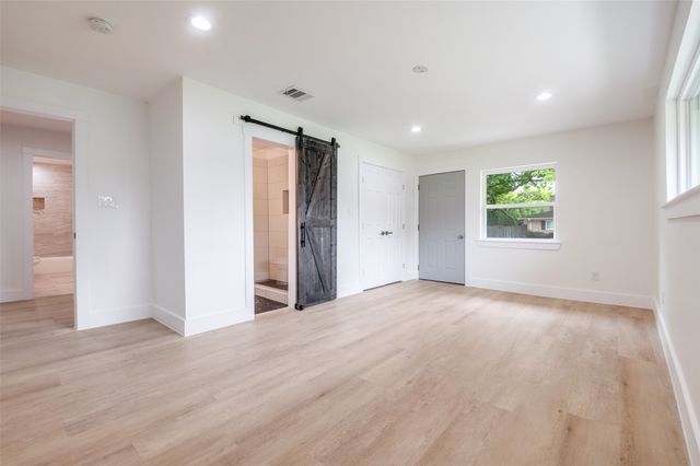 515 John Arden Drive, Waxahachie, TX 75165