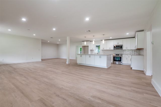 515 John Arden Drive, Waxahachie, TX 75165