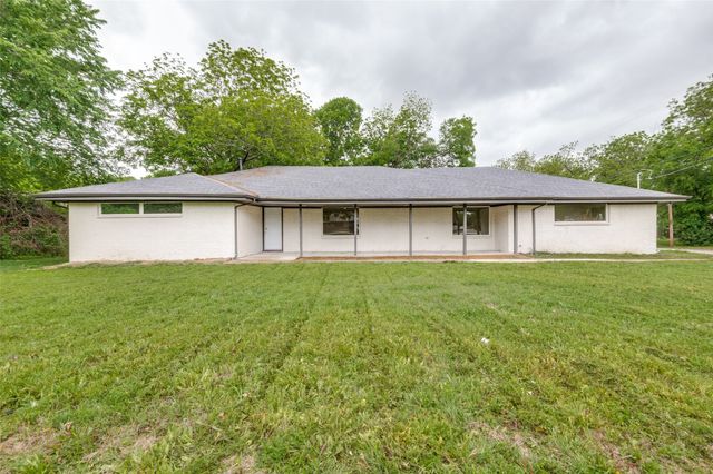 515 John Arden Drive, Waxahachie, TX 75165