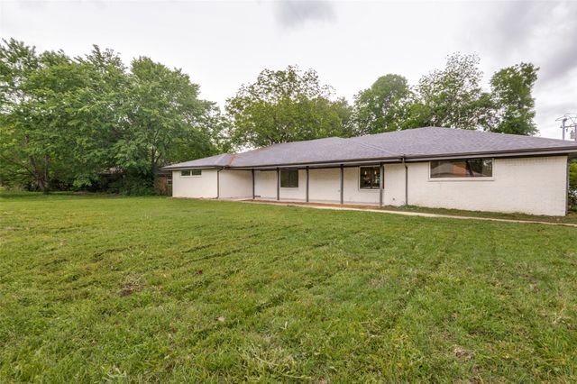 515 John Arden Drive, Waxahachie, TX 75165