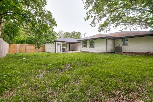 515 John Arden Drive, Waxahachie, TX 75165