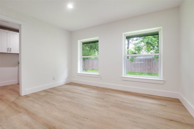 515 John Arden Drive, Waxahachie, TX 75165