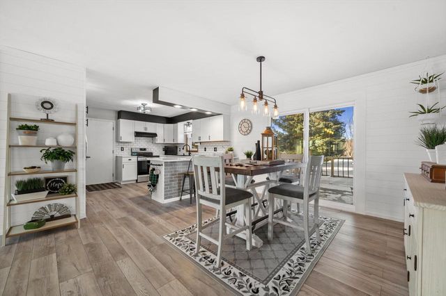 202 Highland AVENUE, Fort Atkinson, WI 53538