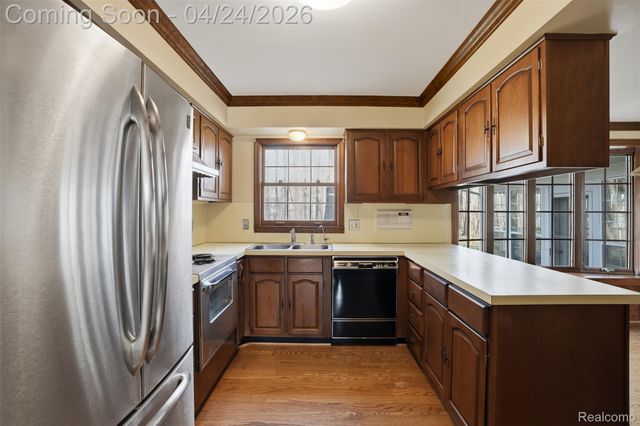 6808 Salem Road, Salem Township, MI 48170