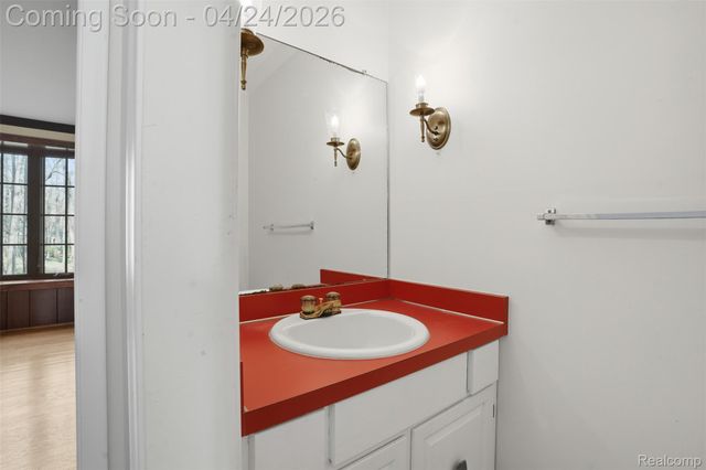 6808 Salem Road, Salem Township, MI 48170