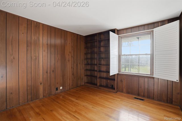 6808 Salem Road, Salem Township, MI 48170