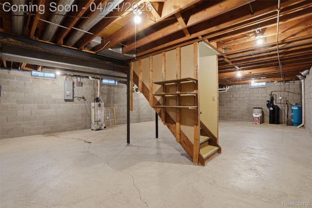 6808 Salem Road, Salem Township, MI 48170