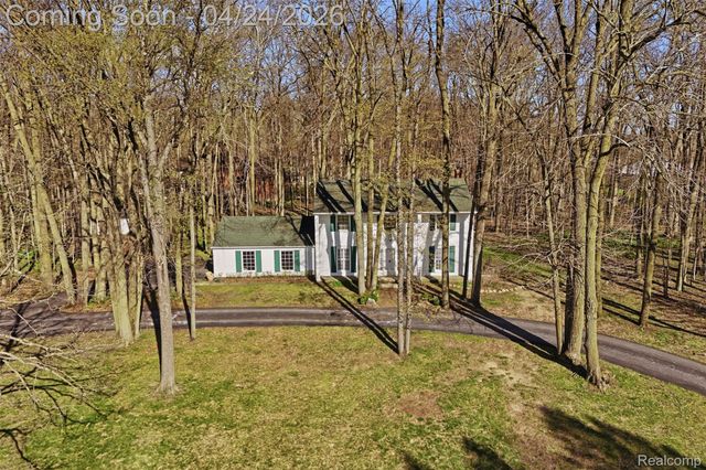 6808 Salem Road, Salem Township, MI 48170