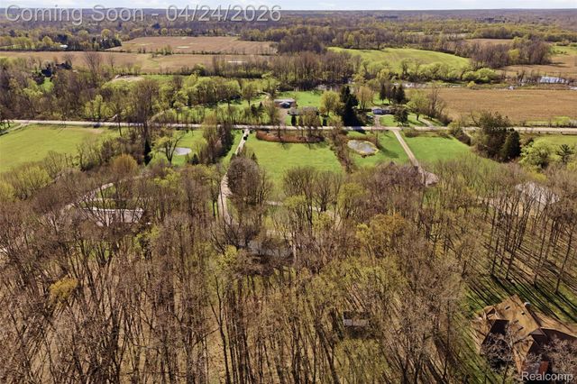 6808 Salem Road, Salem Township, MI 48170