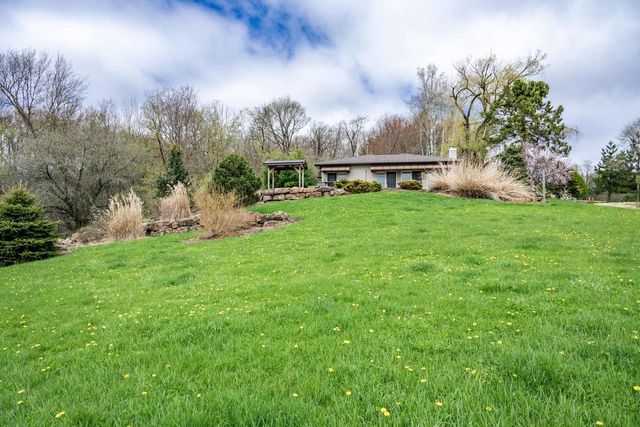 N1570 County Road I, Wonewoc, WI 53968