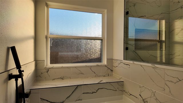 2202 Lakeshore Lane, Glenn Heights, TX 75154