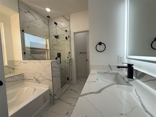 2202 Lakeshore Lane, Glenn Heights, TX 75154