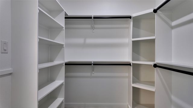 2202 Lakeshore Lane, Glenn Heights, TX 75154