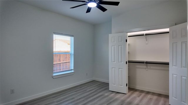 2202 Lakeshore Lane, Glenn Heights, TX 75154