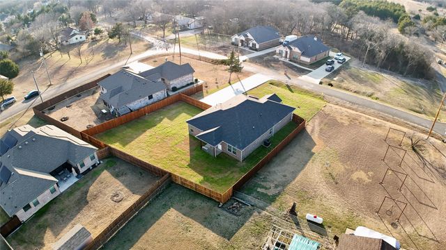 2202 Lakeshore Lane, Glenn Heights, TX 75154