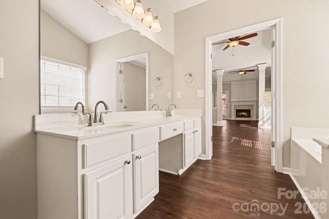 3629 Arklow Road, Charlotte, NC 28269