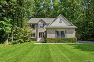 2790 Pine Bluffs Ct., Highland, MI 48357