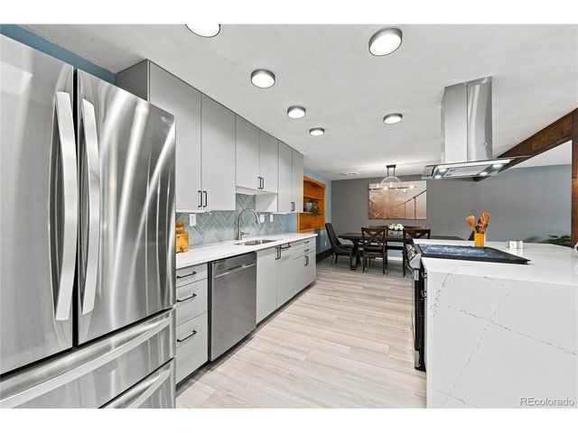 3037 University Ave, Longmont, CO 80503