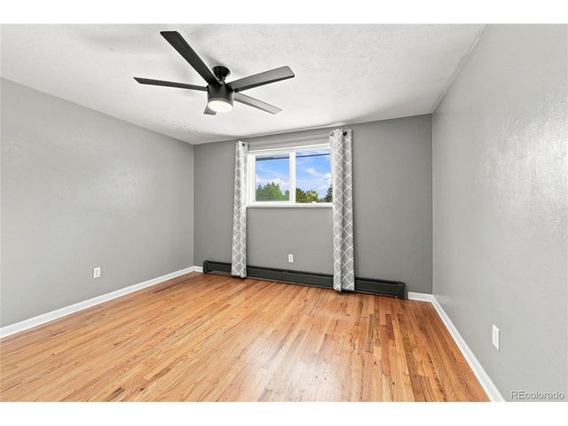 3037 University Ave, Longmont, CO 80503
