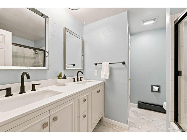 3037 University Ave, Longmont, CO 80503